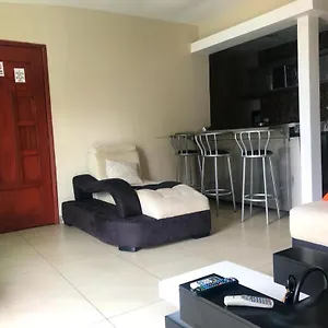 Casa Al Norte A Un Minuto De La Clínica Kennedy Alborada Guayaquil